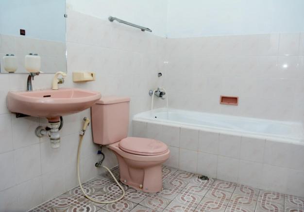 Fortuna Guest House ยอกยาการ์ตา ภายนอก รูปภาพ